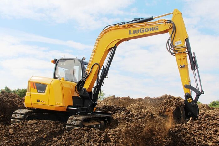 909ECR-5-1170X585-700x466 LiuGong 909ECR