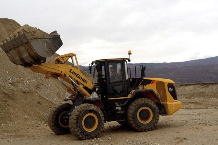 cargadora-de-ruedas-848h-liugong-8-700x466 LiuGong Radlader 848H