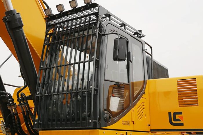 950E-3-1170X585-700x466 LiuGong 959E Bagger